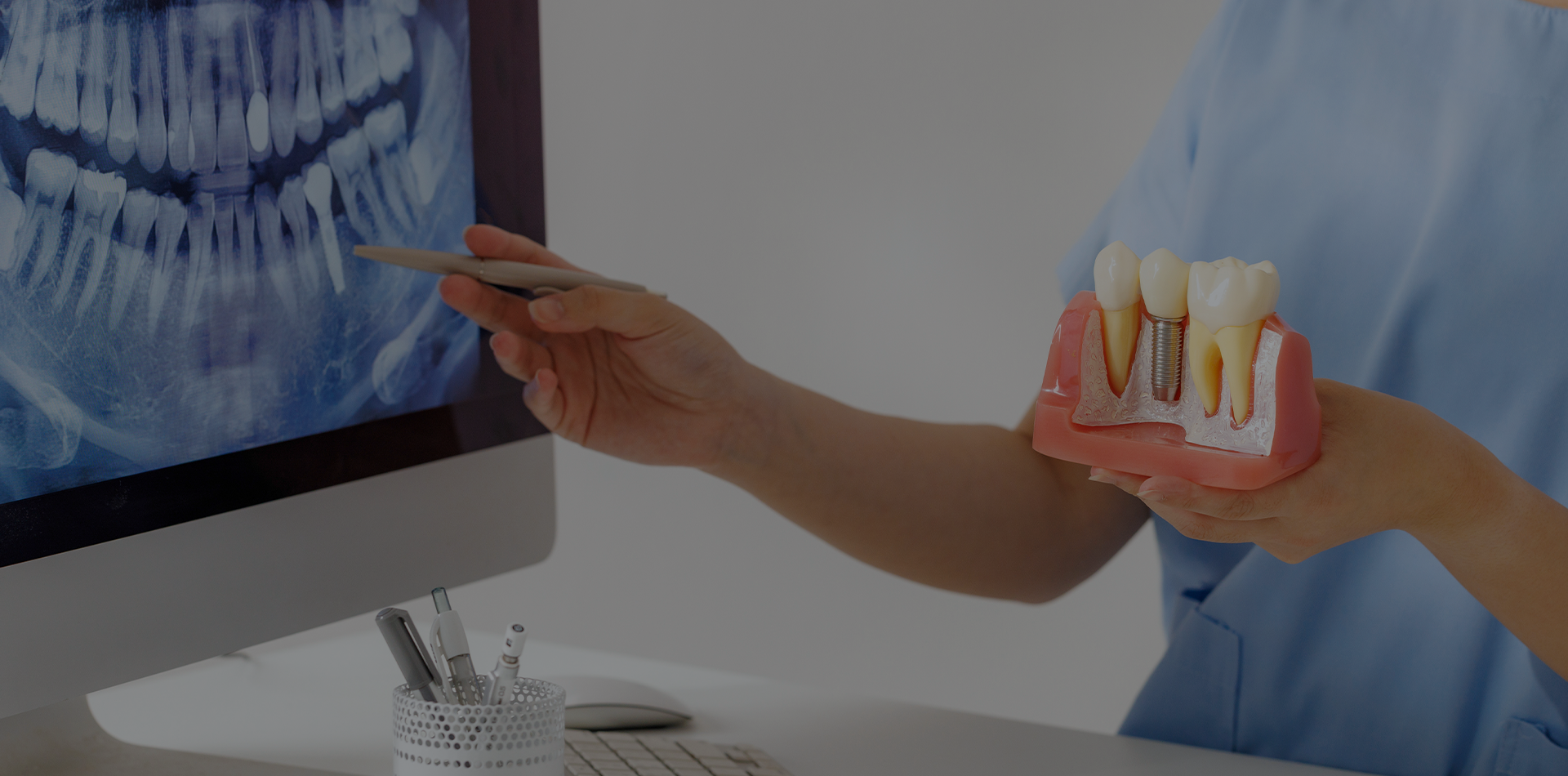 FOR ESTHETIC DENTAL CLINIC|심미연합치과의원|치의학박사(보존학전공) 보존과 전문의, 치의학박사(교정학전공) 통합치의학과 전문의<br>2인 원장 꼼꼼한 진료, 꾸준한 사후관리